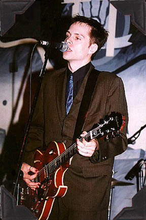 Aaron at the final Betty Goo show June, 1999